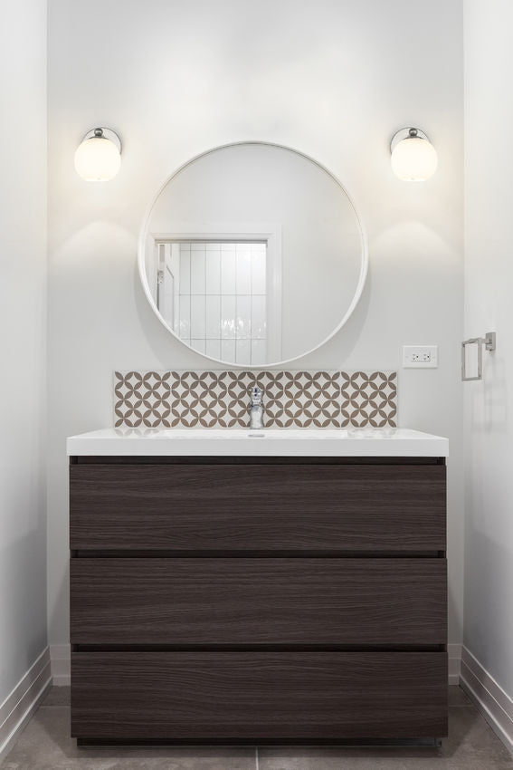 Neoma 6.75-in Sconce