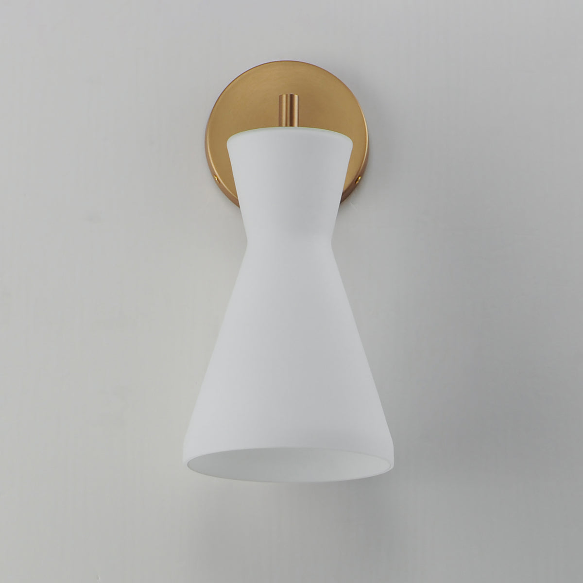 Sinch Wall Sconce