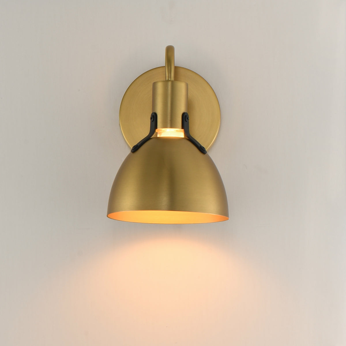 Dusk 1-Light Wall Sconce