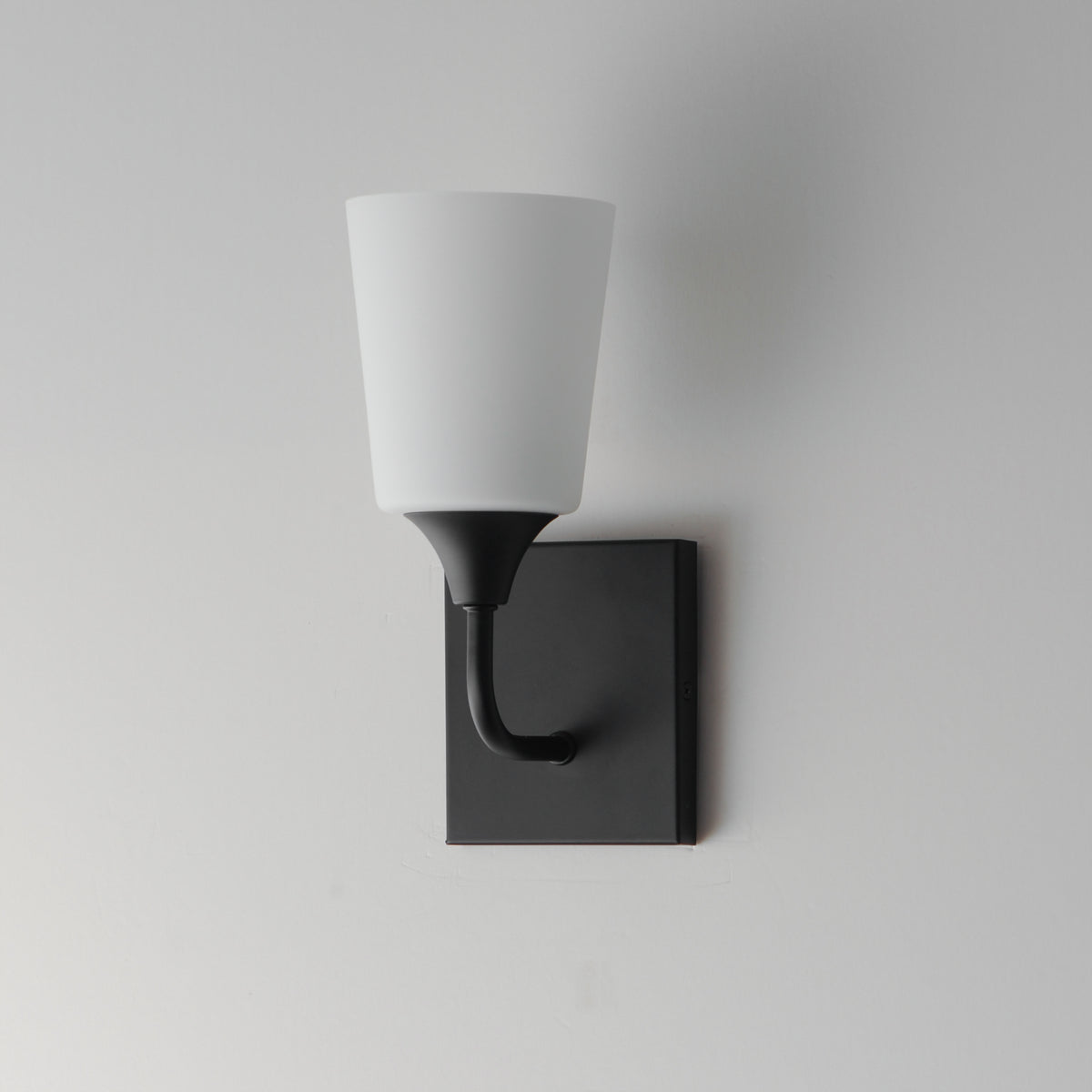 Hudson 1-Light Sconce