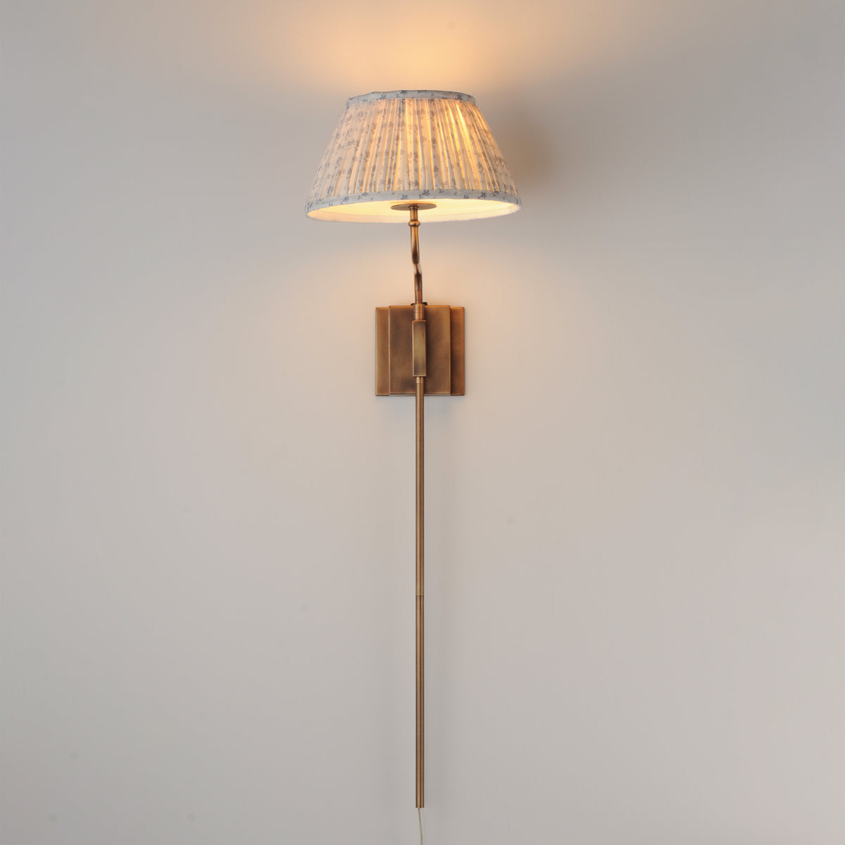 Dunbridge 1-Light Wall Sconce