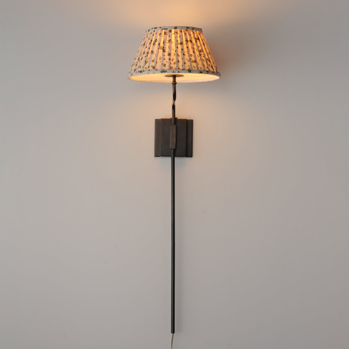 Dunbridge 1-Light Wall Sconce