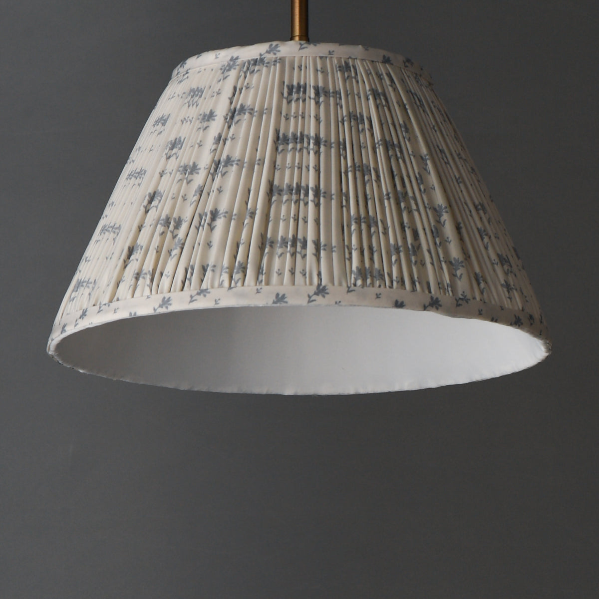 Dunbridge 14" Pendant