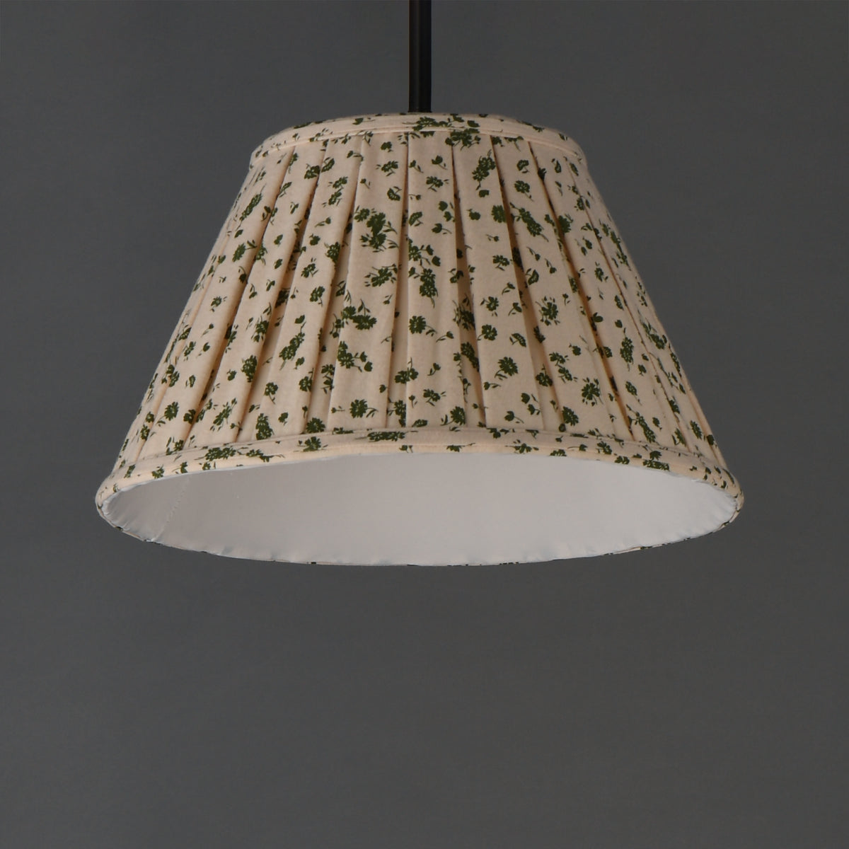 Dunbridge 14" Pendant