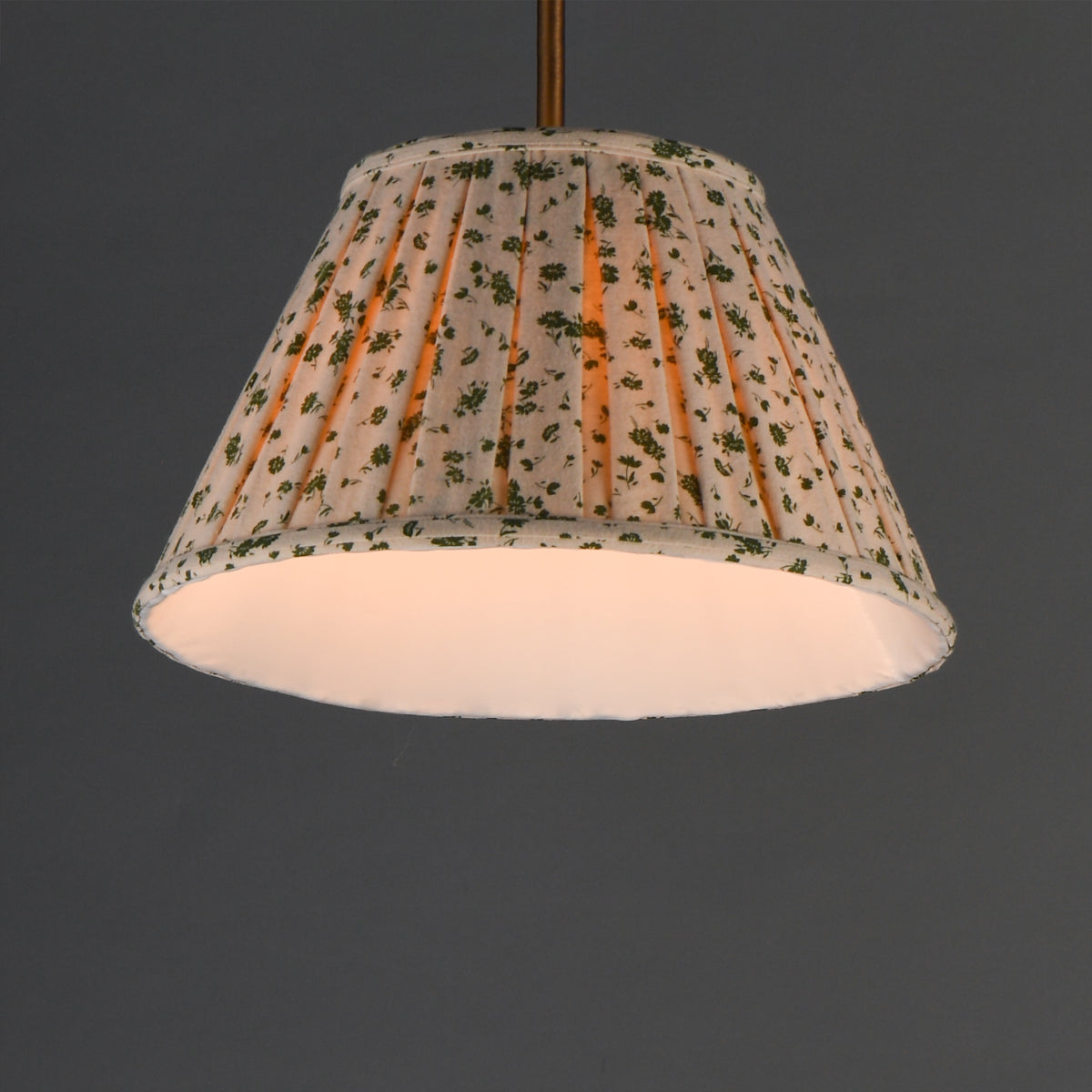 Dunbridge 14" Pendant
