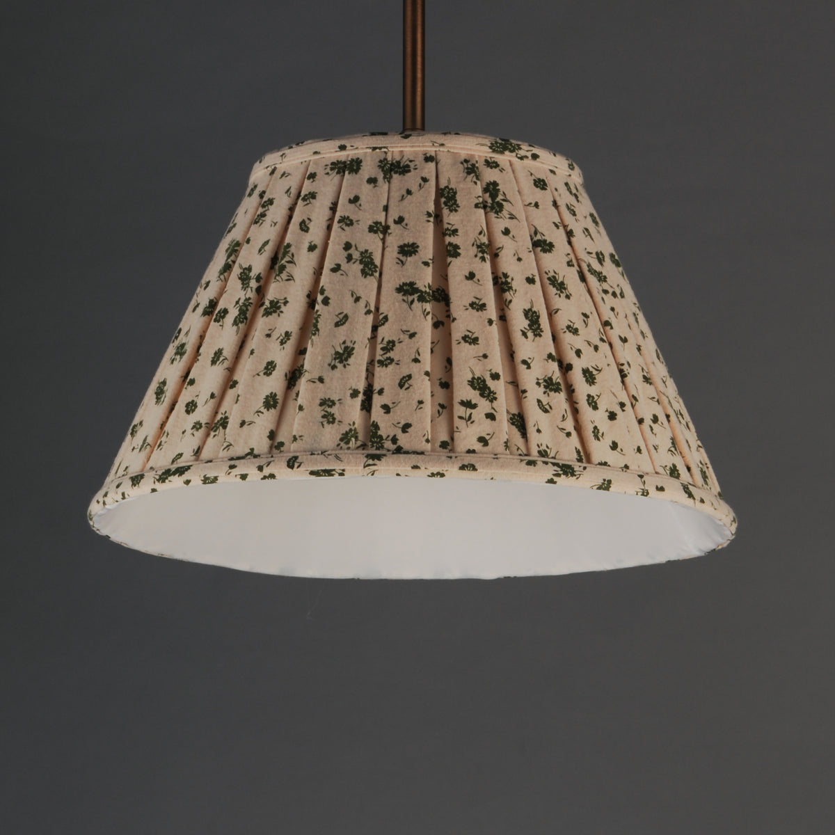 Dunbridge 14" Pendant