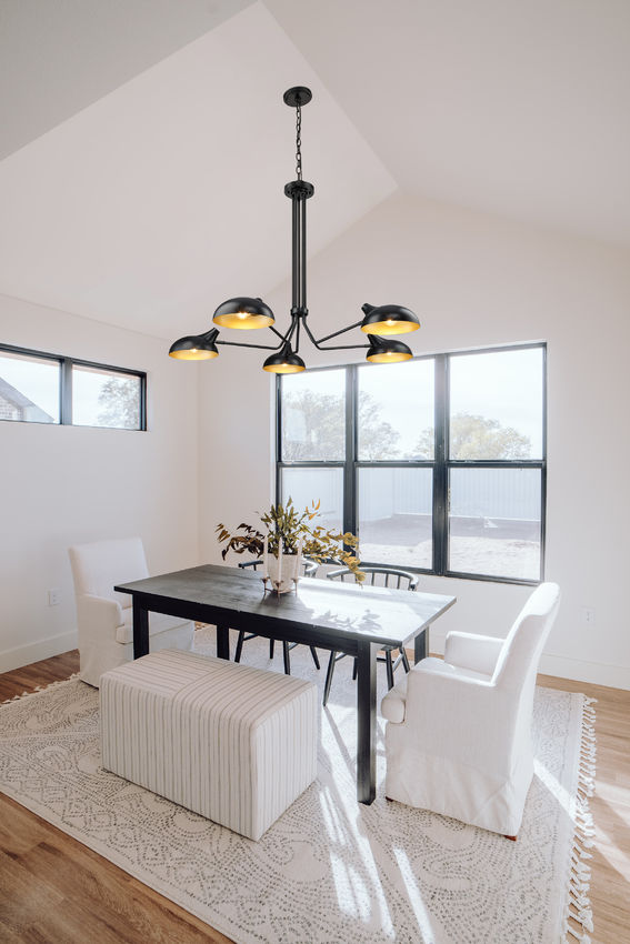 Bellamy 52-in chandelier