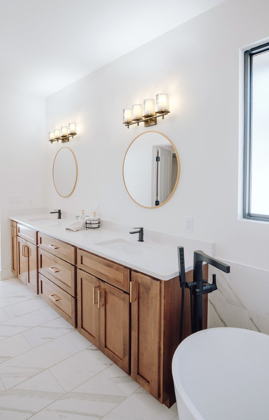 Grayson 31-in Vanity