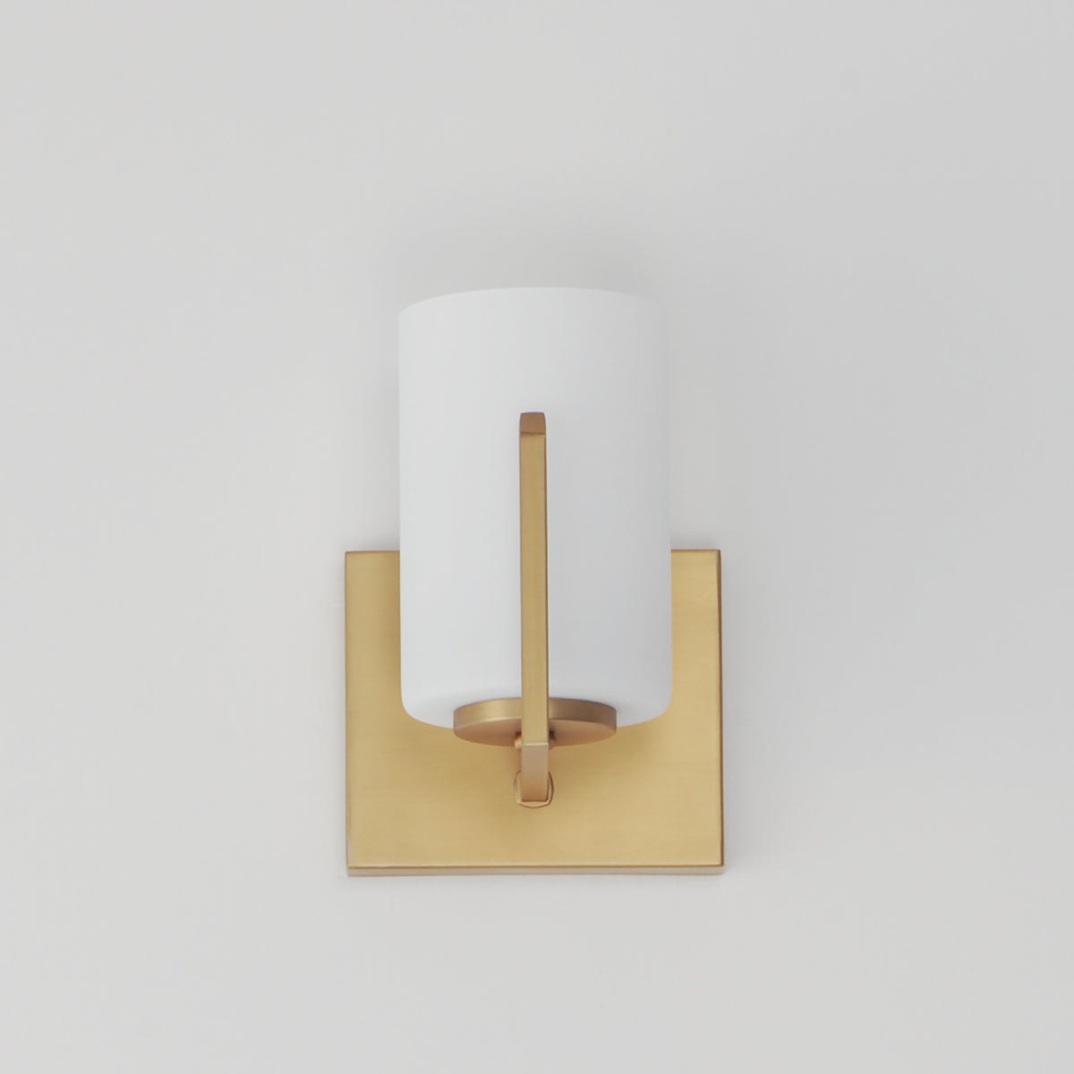 Dart 1-Light Wall Sconce