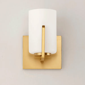 Dart 1-Light Wall Sconce