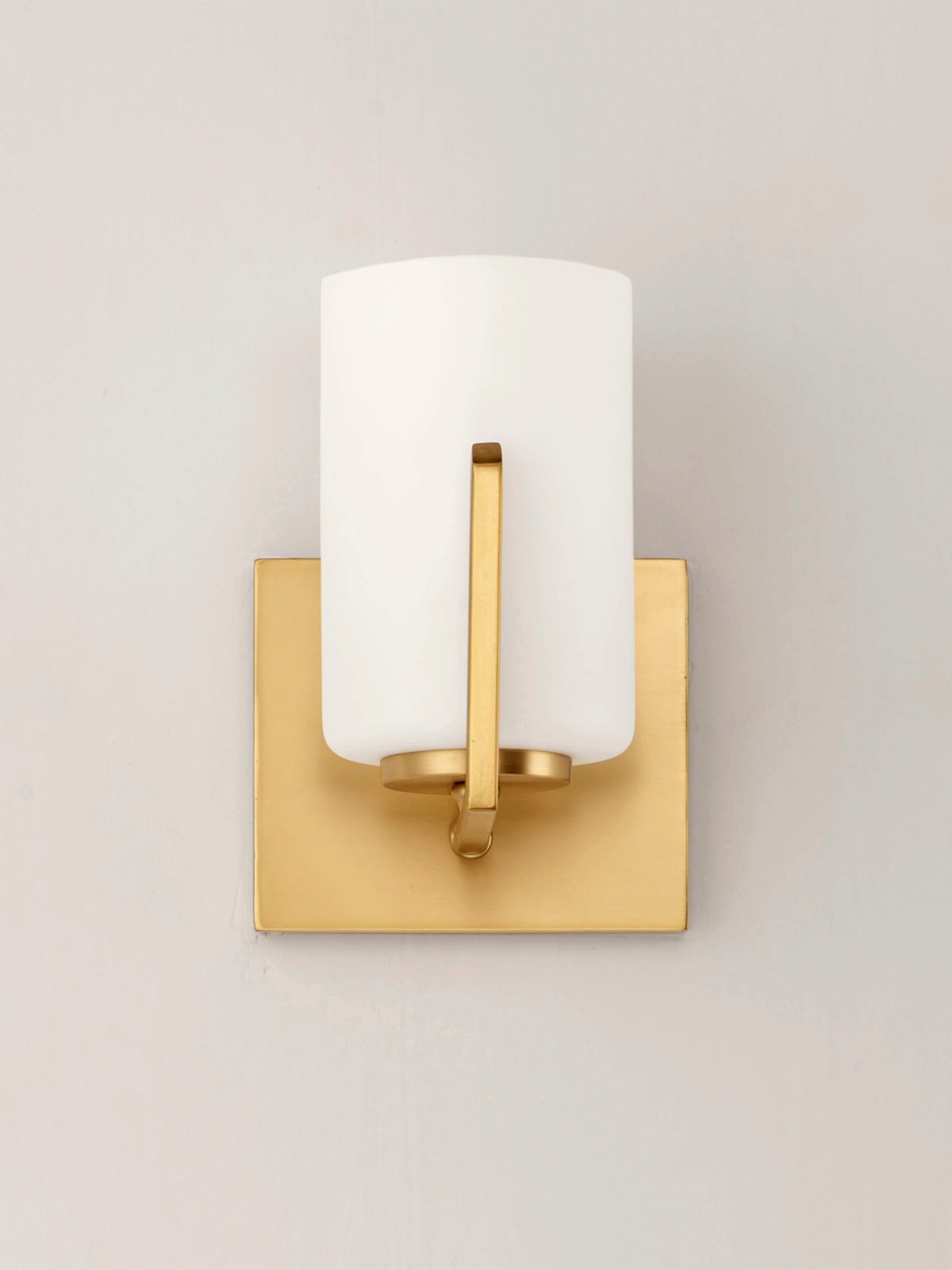 Dart 1-Light Wall Sconce