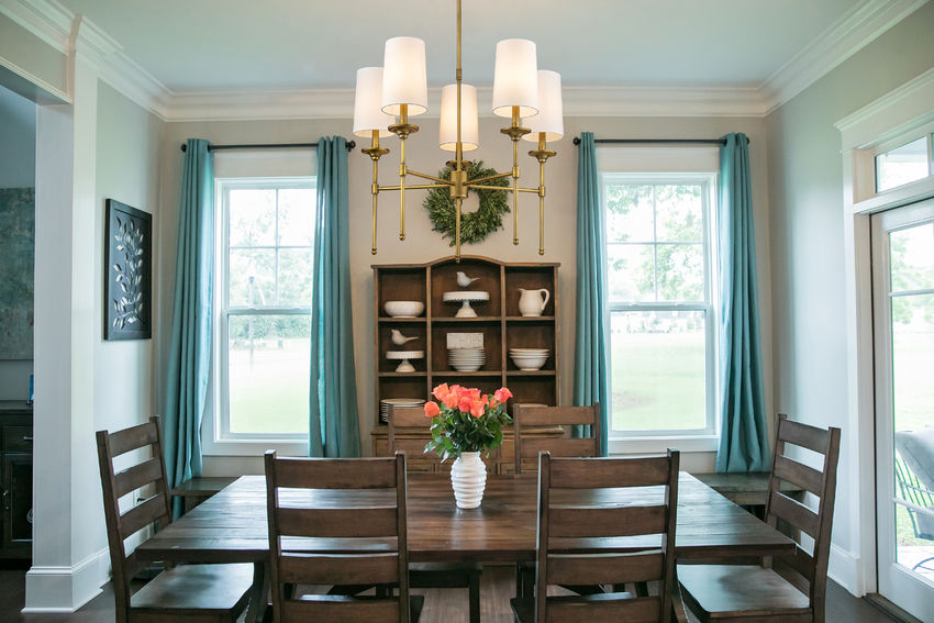 Emily 28-in Chandelier