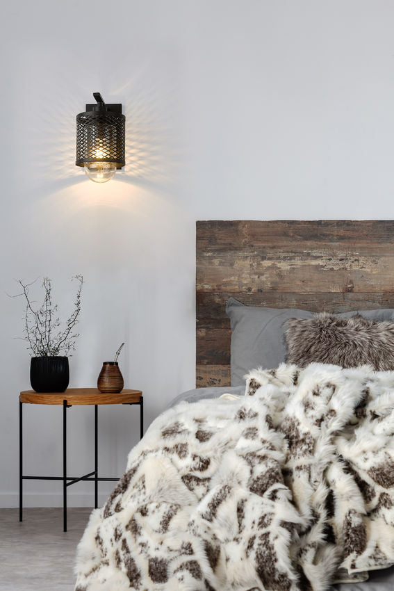 Kipton Wall Sconce