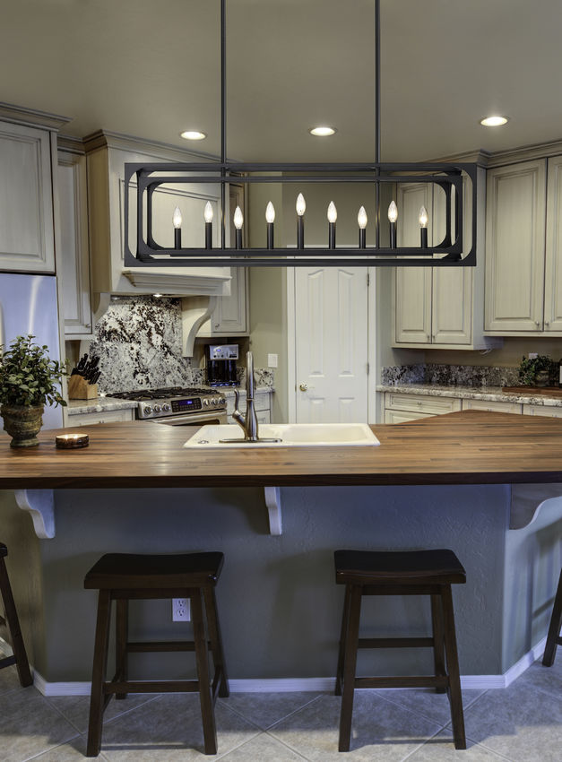Easton Linear Pendant