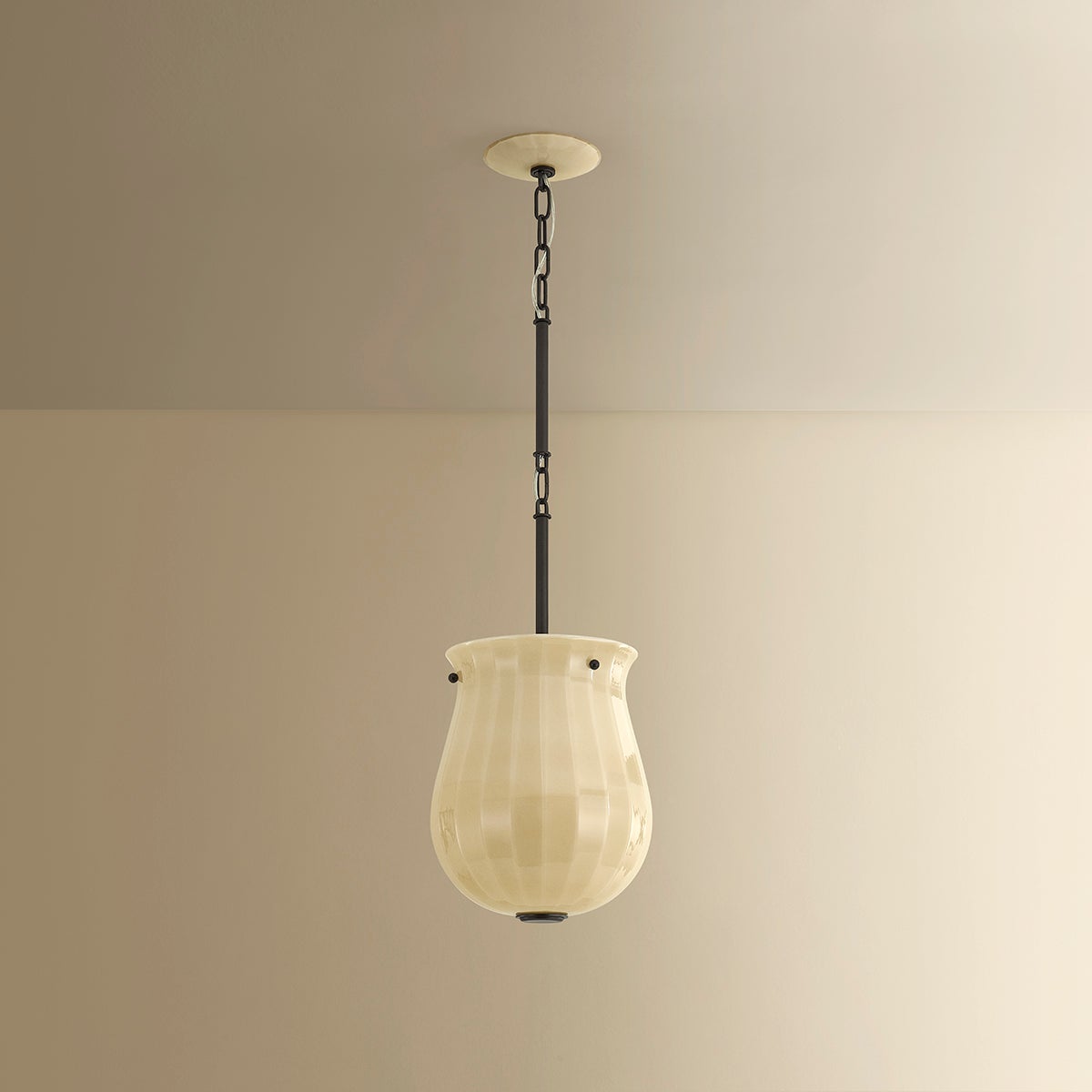 Nevins Pendant