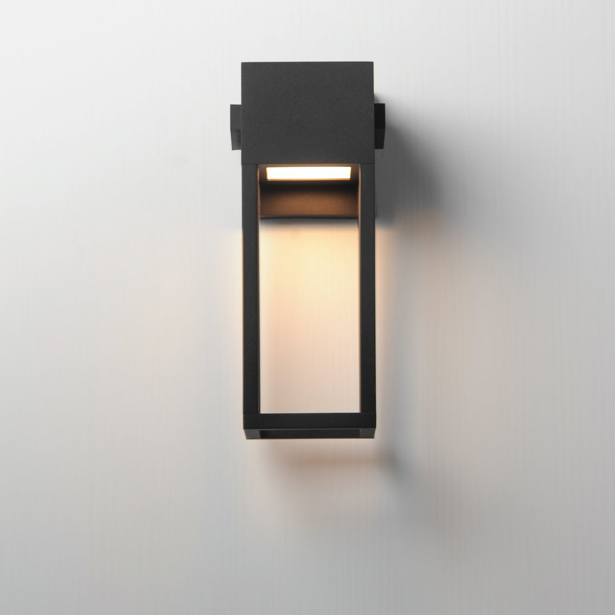 Strand VX 14" Outdoor LED Wall Sconce