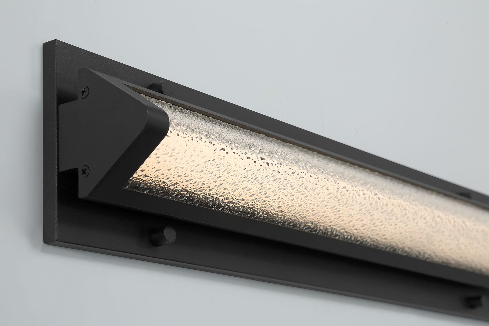 Hy50 25" Integrated LED Outdoor Wall Sconce