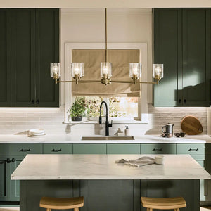 Winslow Chandelier 8LT