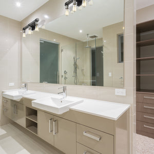 Kirkland 3 Light Vanity