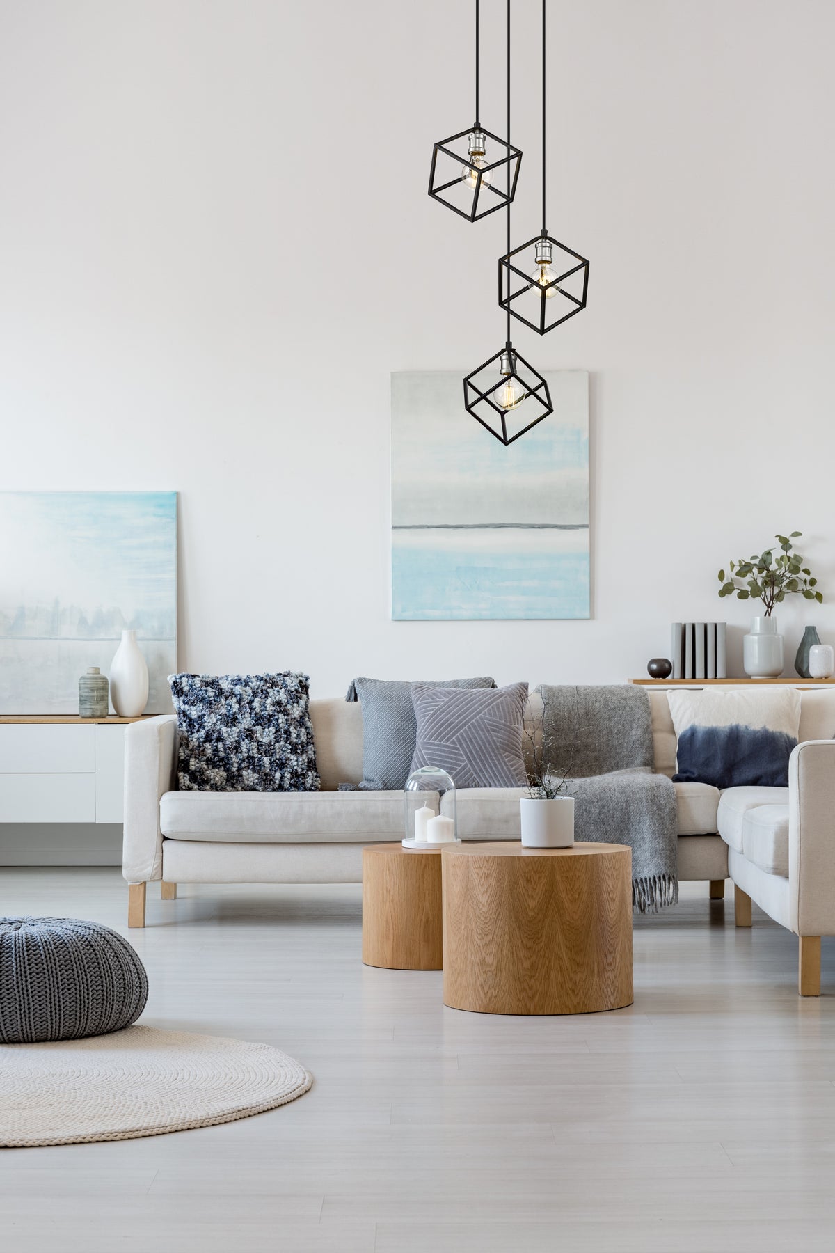 Vertical 3 Light Chandelier