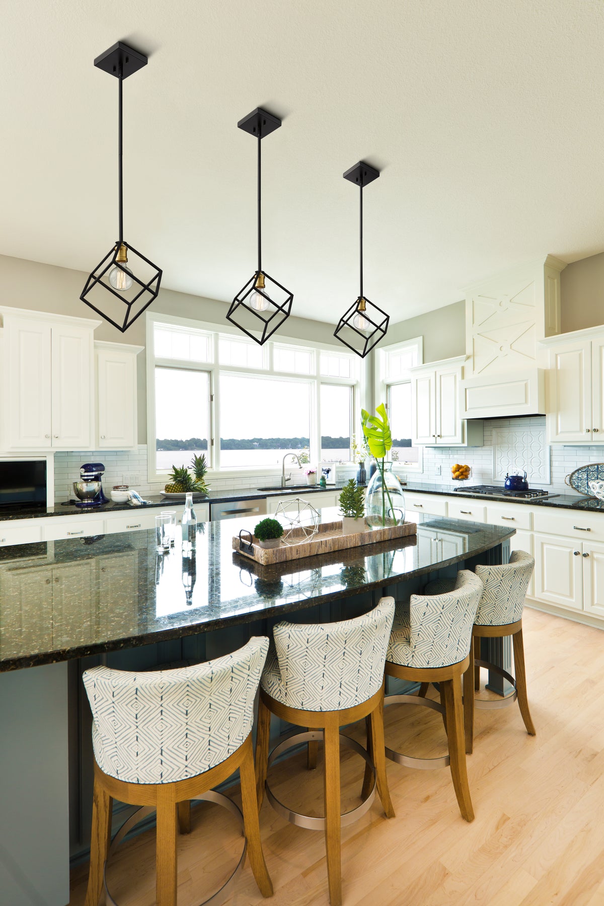 Vertical 1 Light Pendant