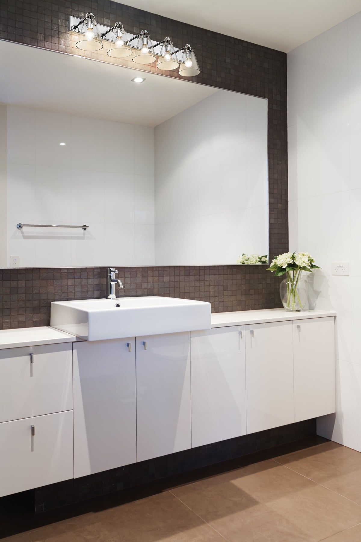 Harper 5 Light Vanity