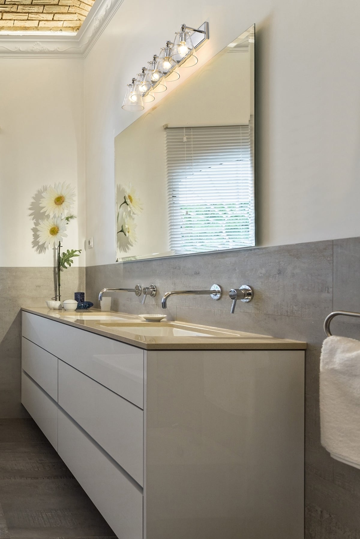 Harper 5 Light Vanity