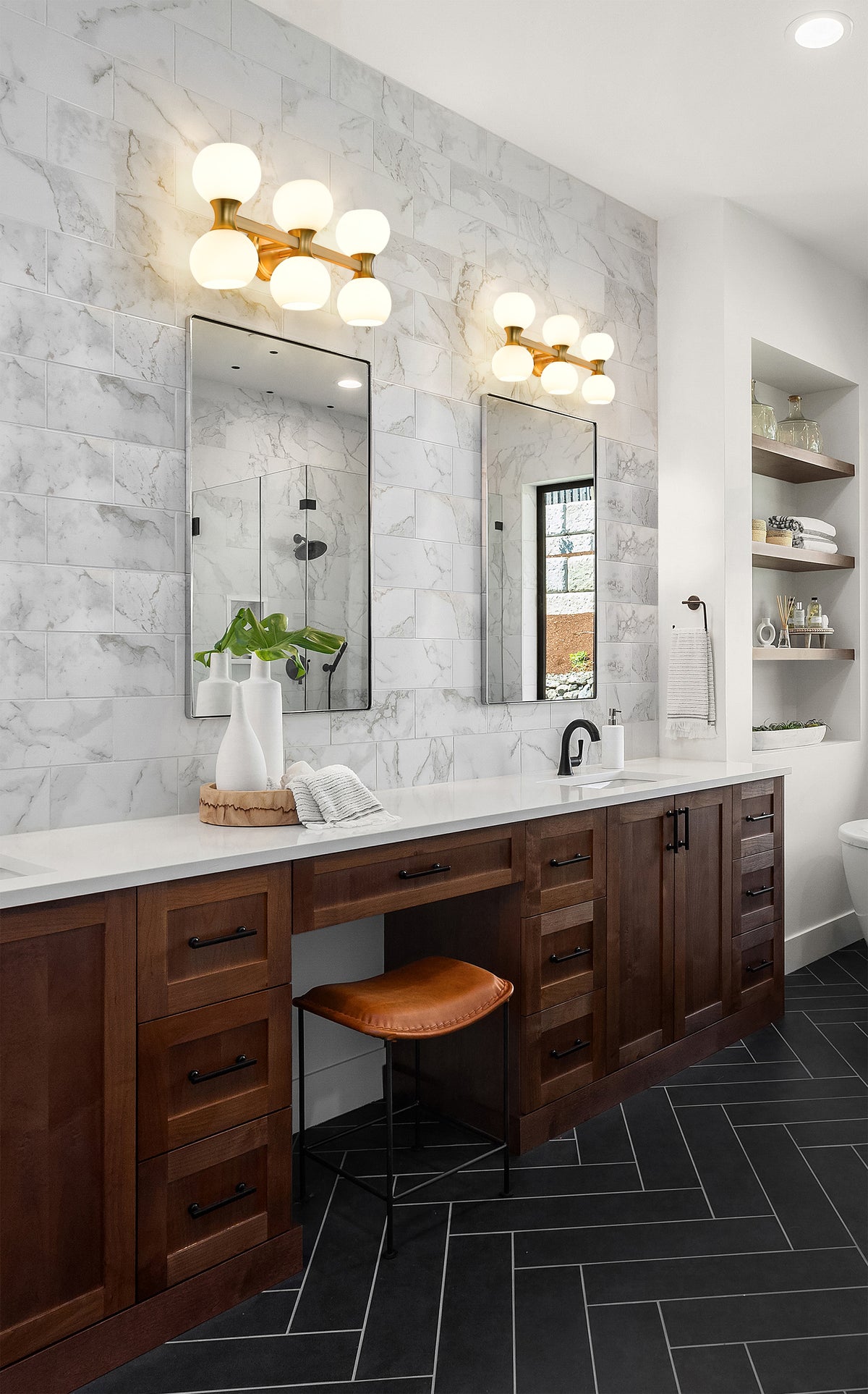 Artemis 6 Light Vanity