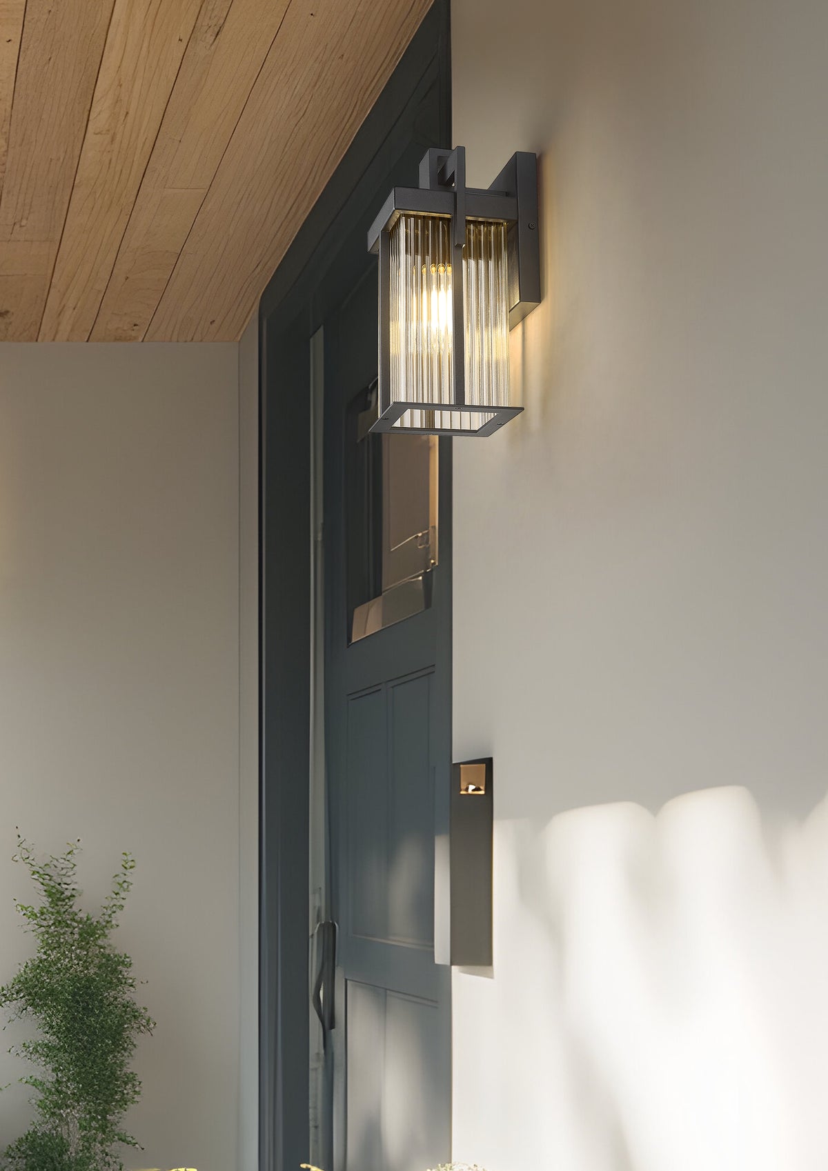 Fortis 1 Light Outdoor Wall Light