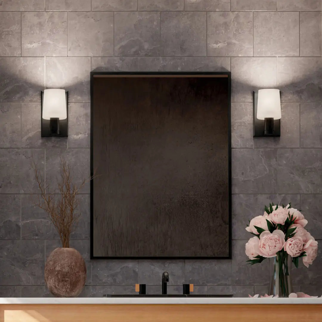 Adani Wall Sconce 1Lt