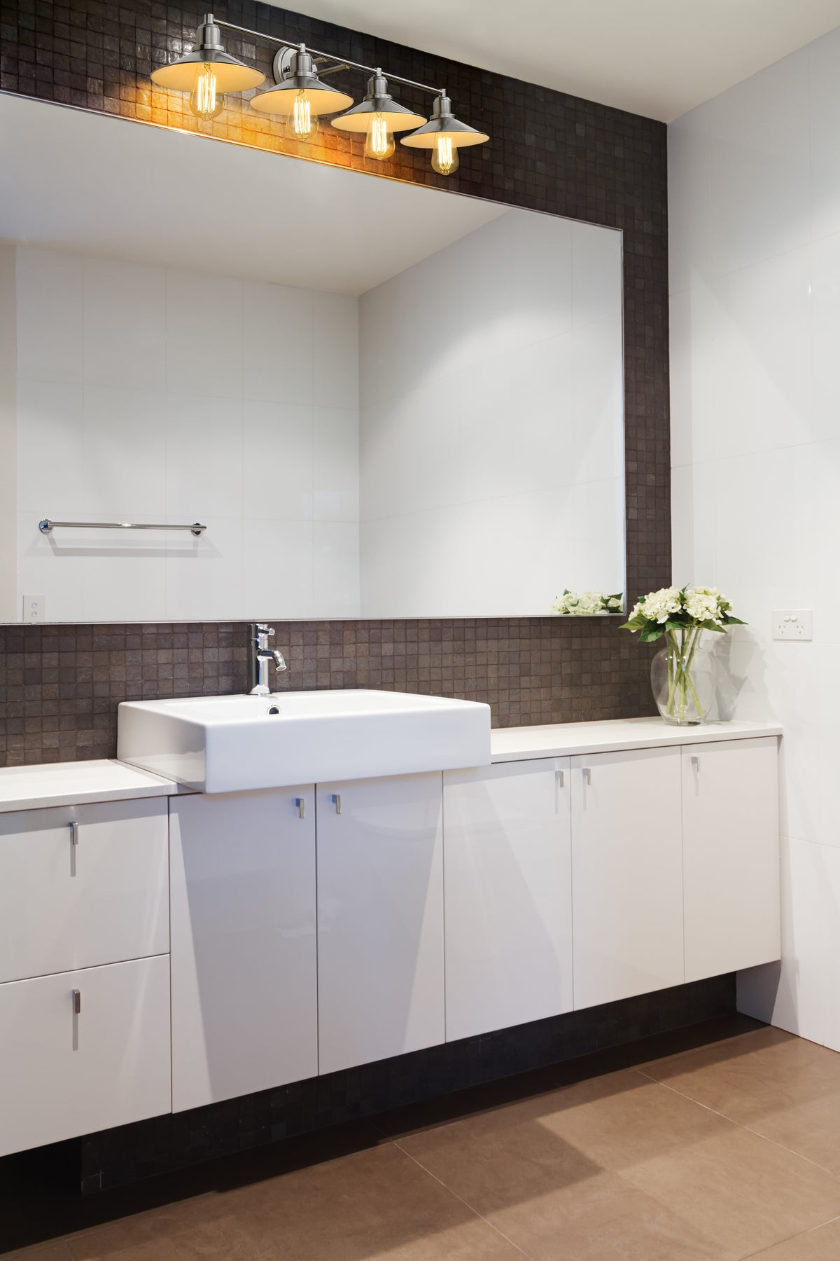 Casa 4 Light Vanity