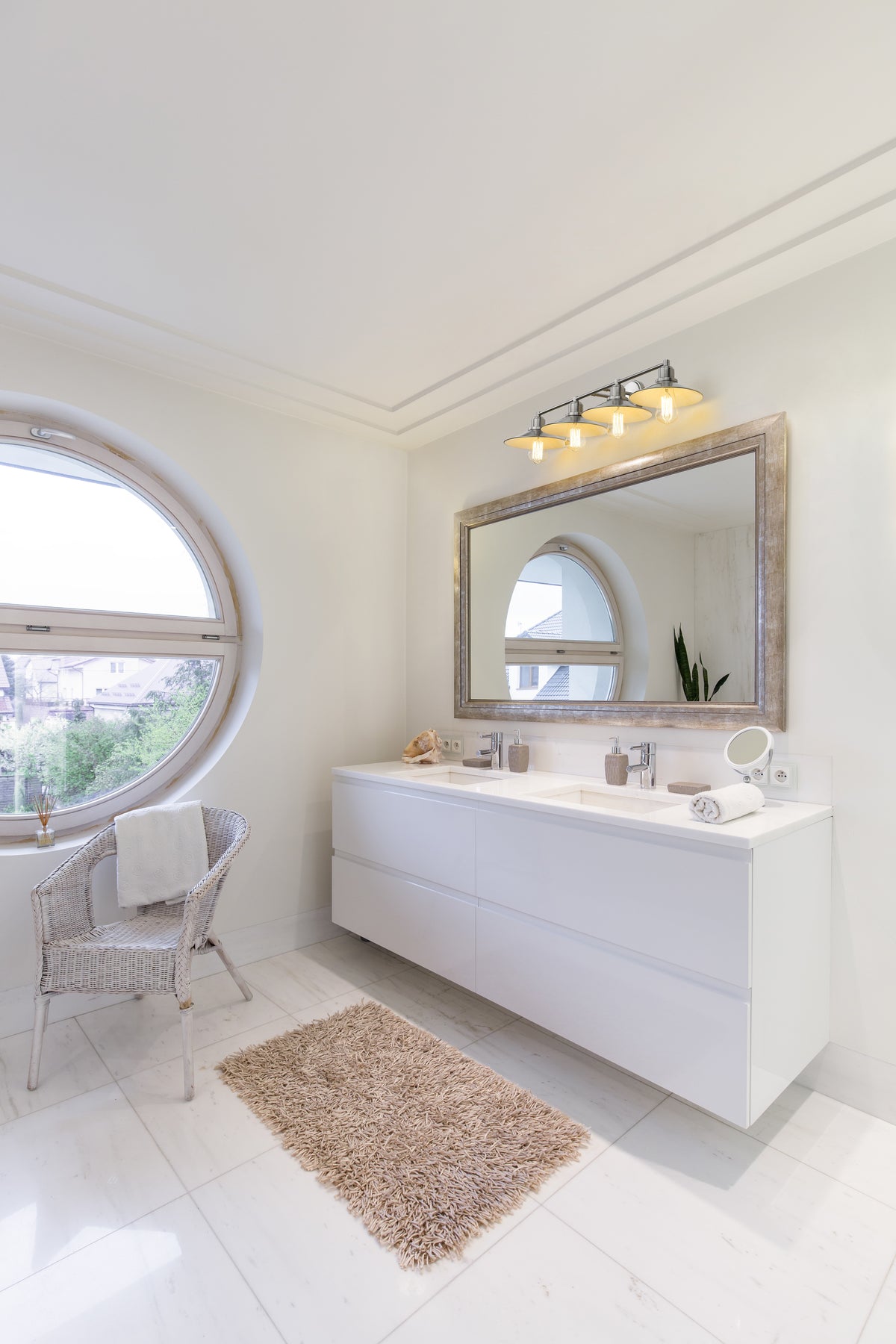 Casa 4 Light Vanity