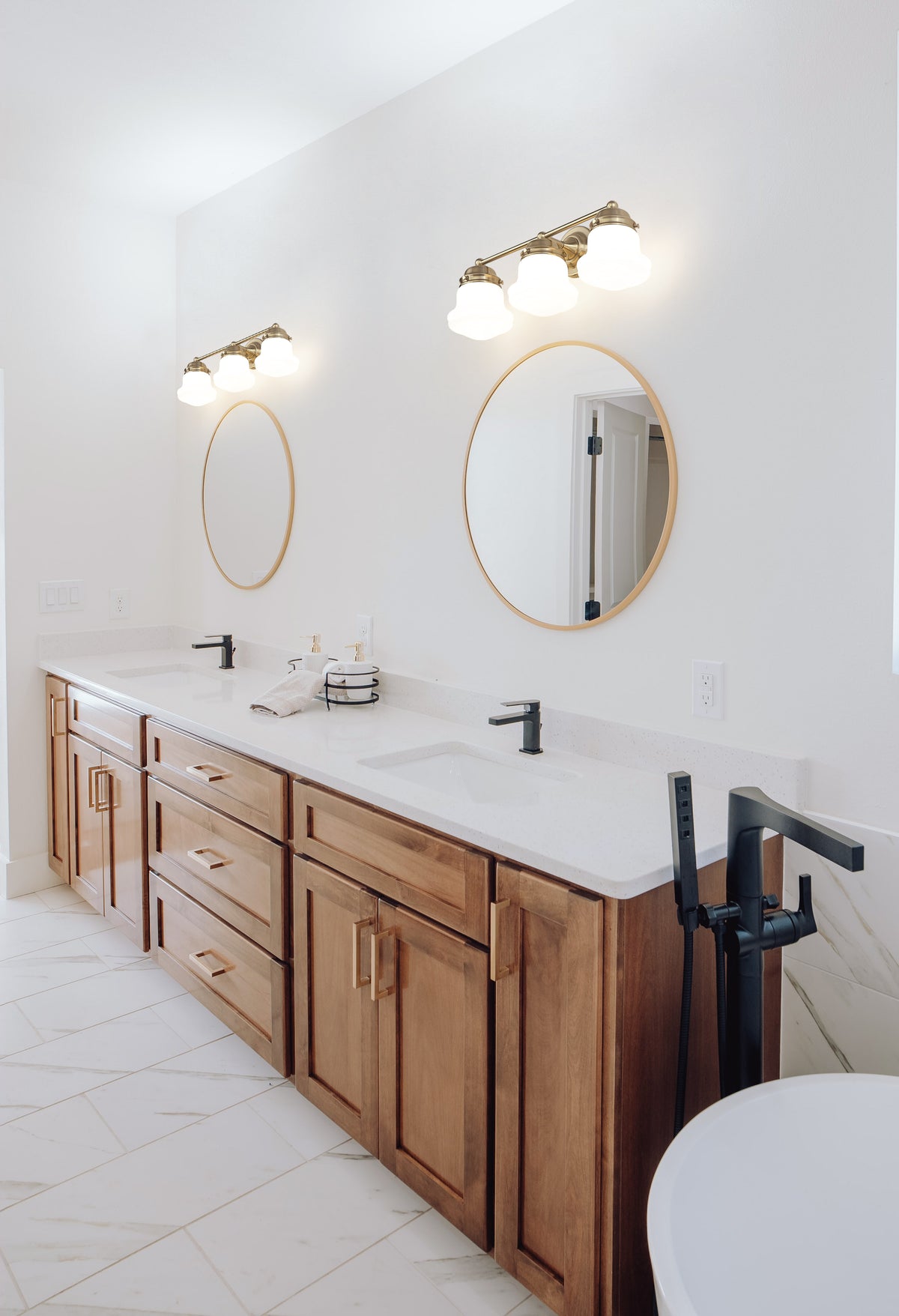 Vaughn 3 Light Vanity