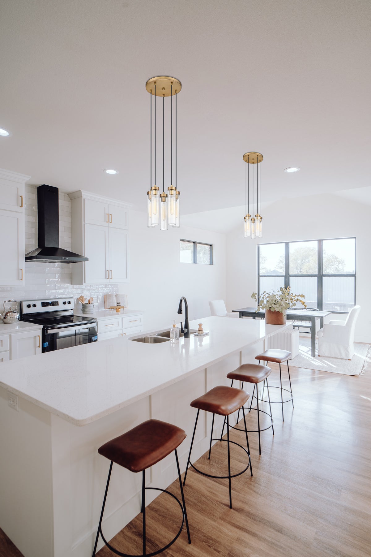 Beau 5 Light Chandelier