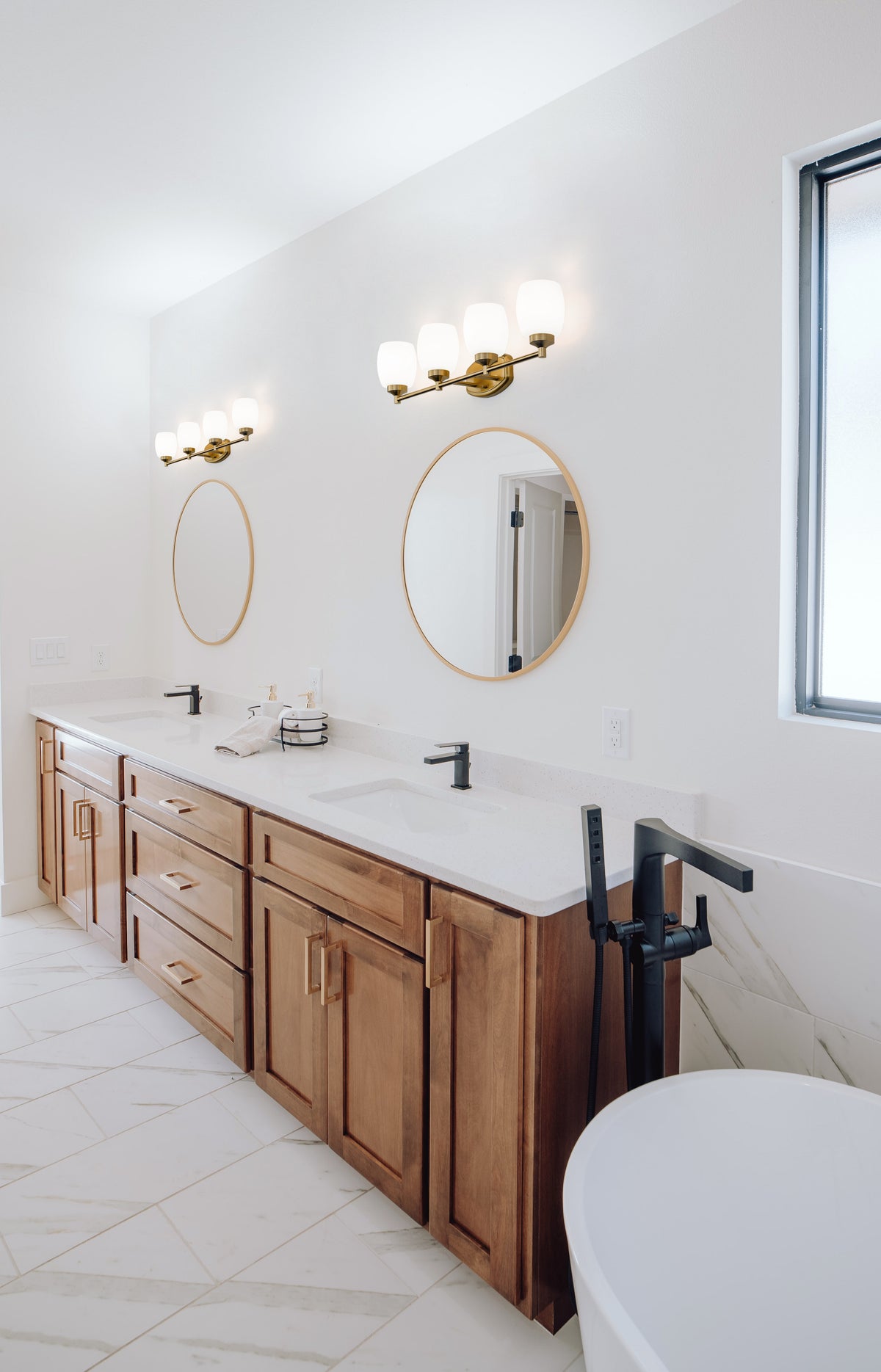 Kendrick 4 Light Vanity