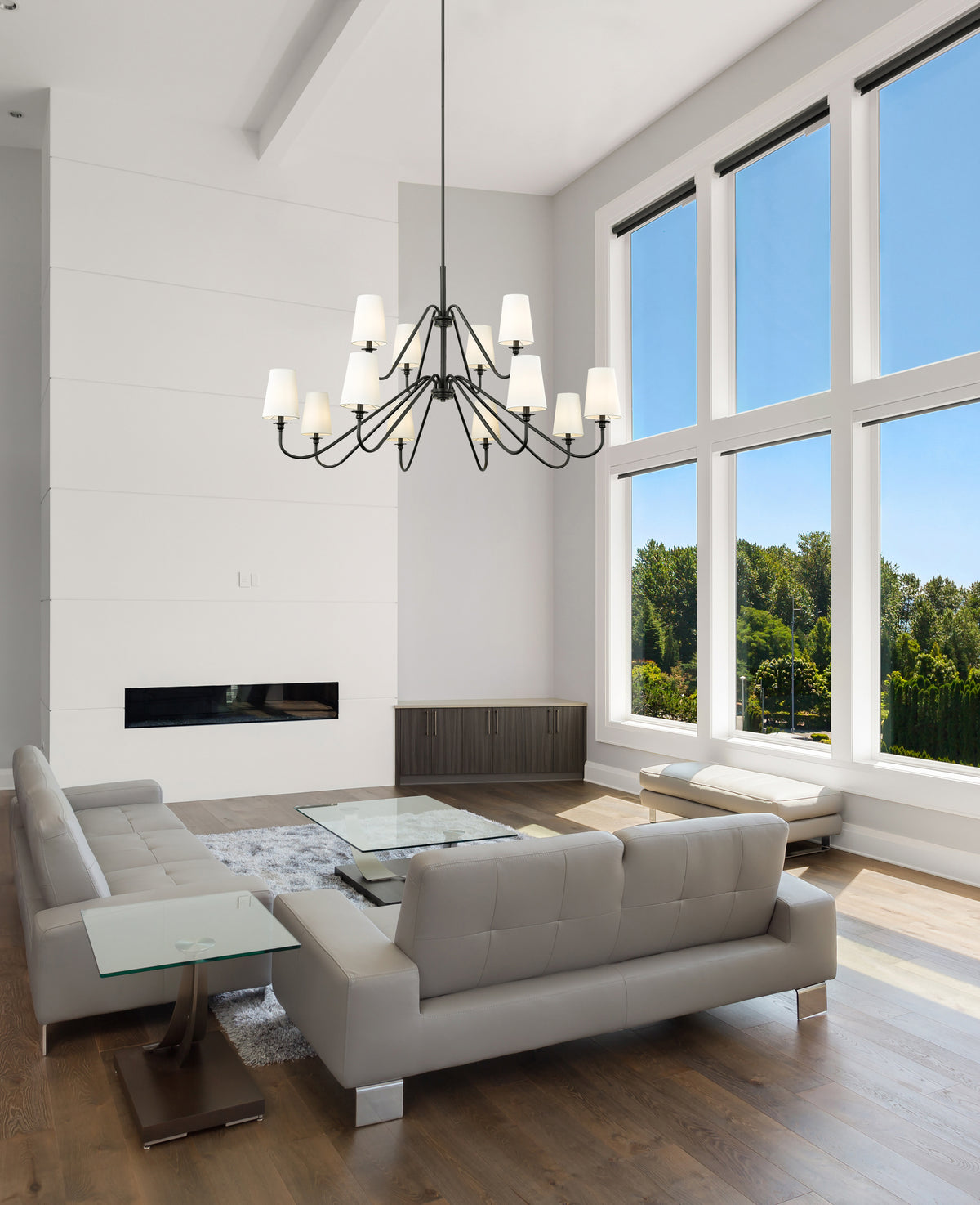 Gianna 12 Light Chandelier