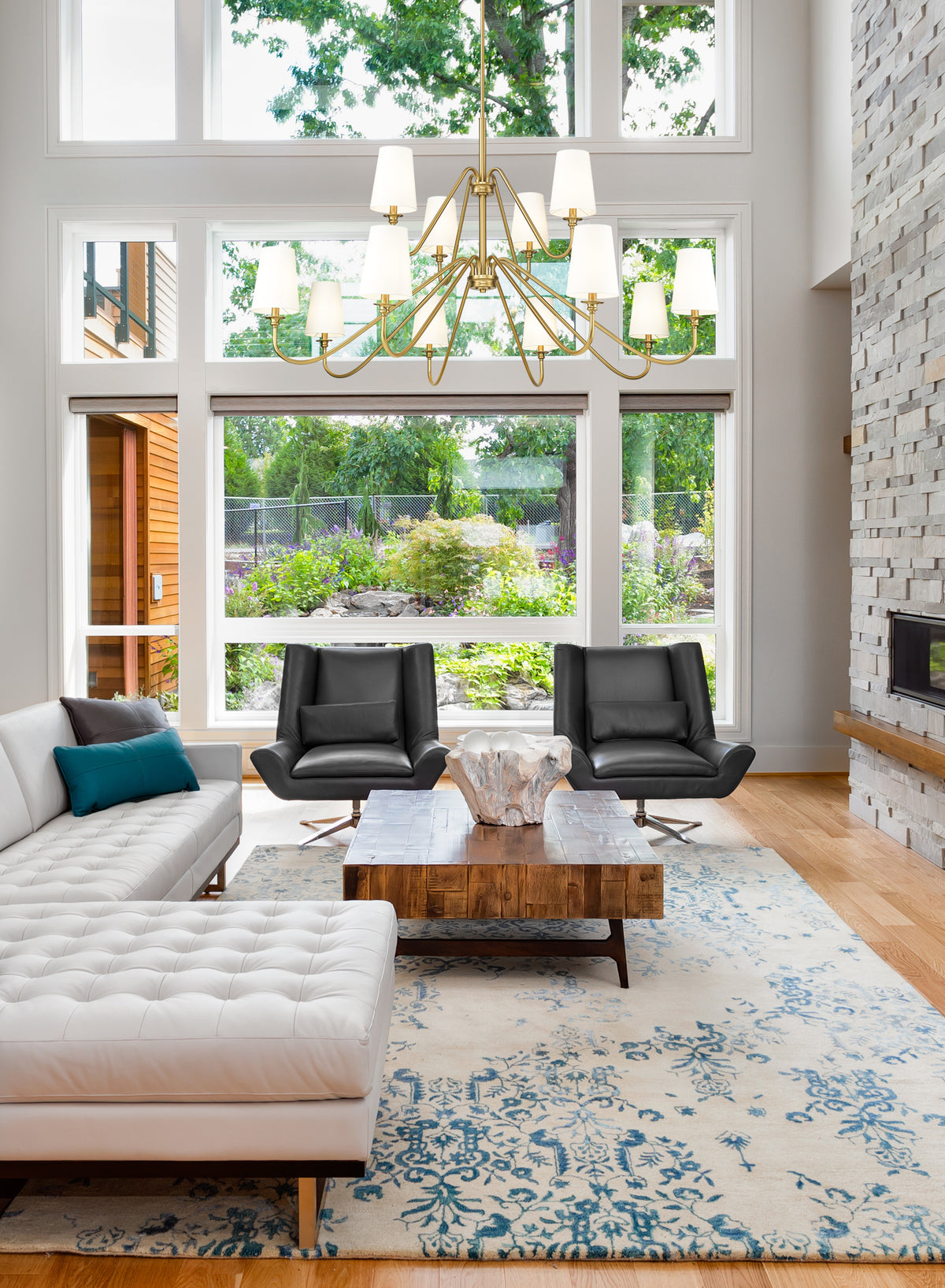 Gianna 12 Light Chandelier