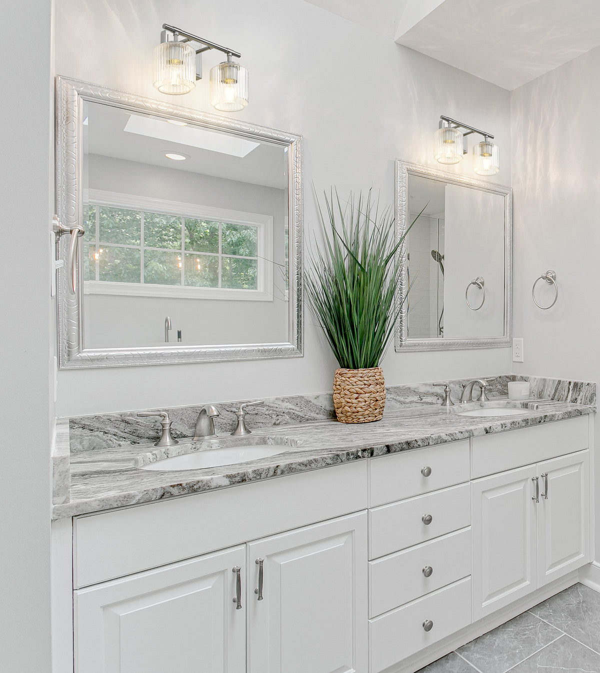 Landon 2 Light Vanity 2 x 100W - Medium