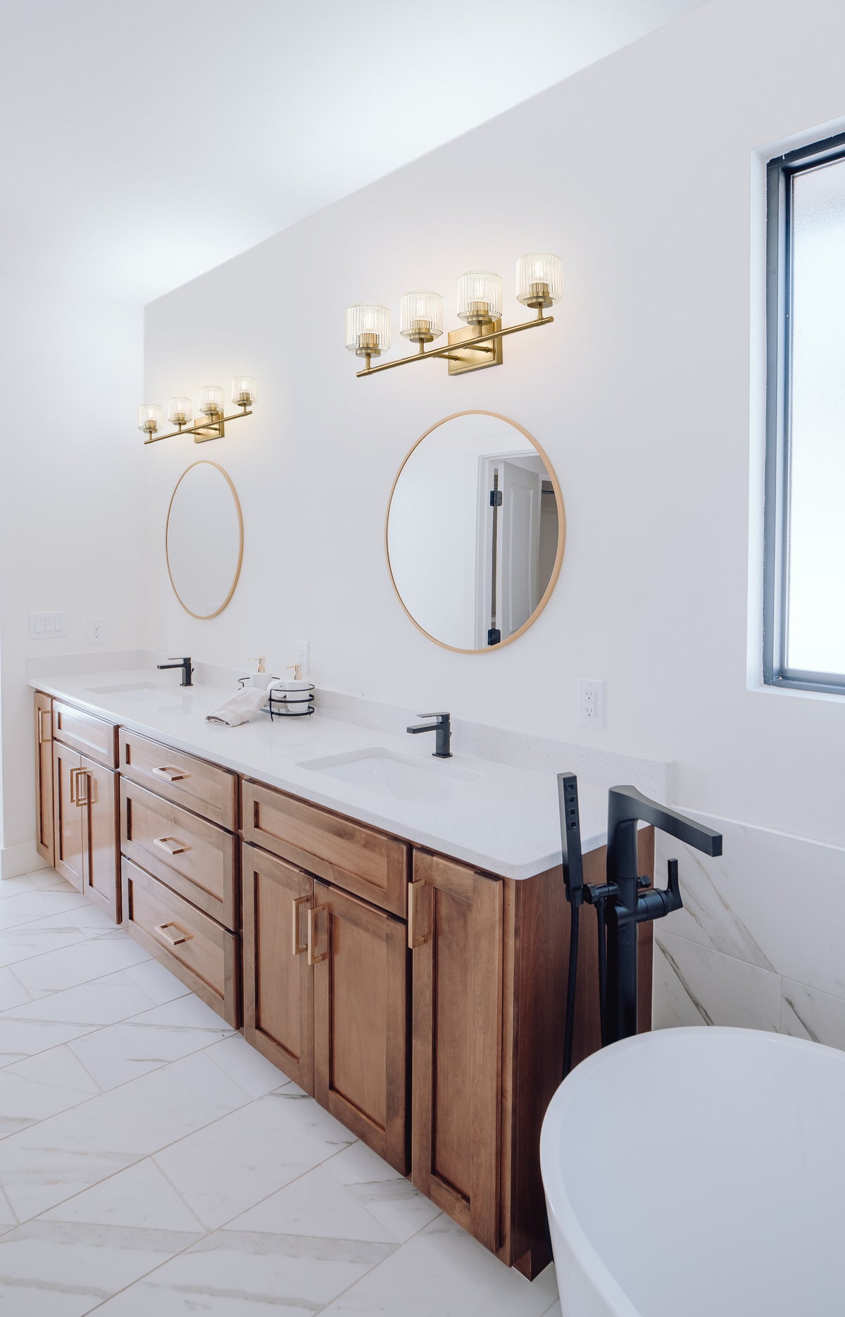 Landon 4 Light Vanity