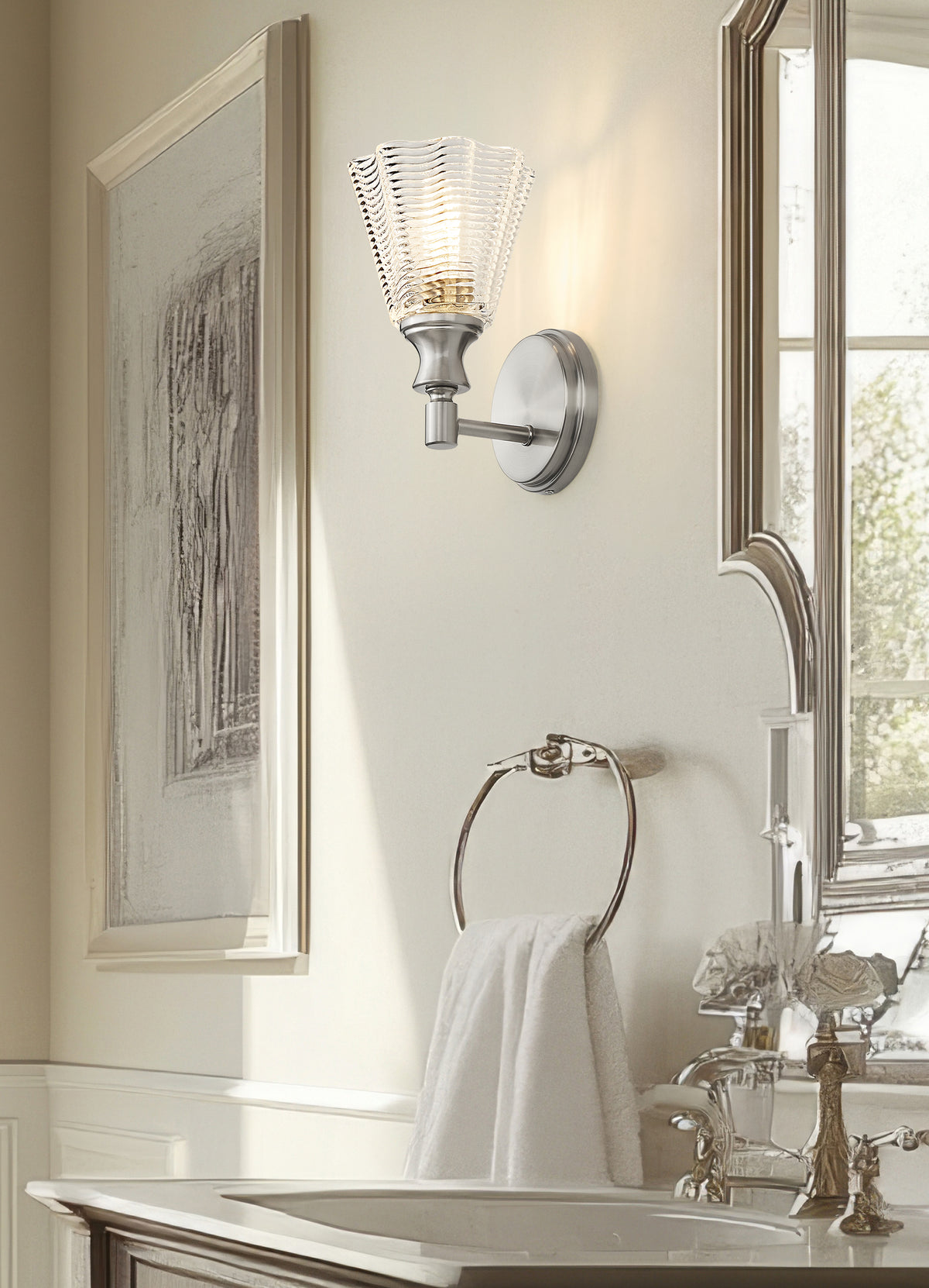 Auden 1 Light Wall Sconce 1 x 100W - Medium