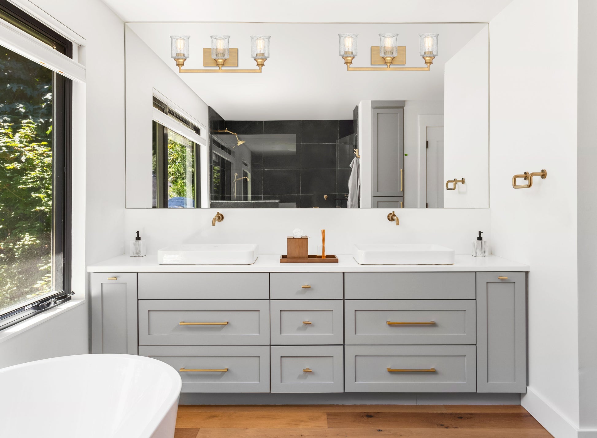 Hampton 3-Light Bathroom Vanity Light