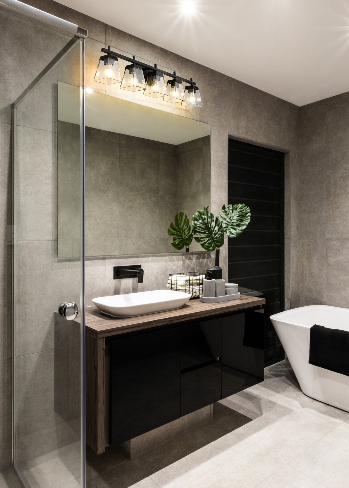 Lauren 5 Light Vanity 5 x 100W - Medium