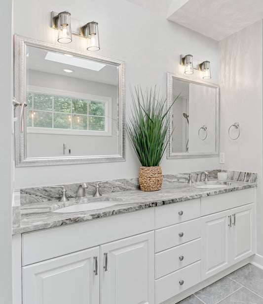 Titus 2 Light Vanity 2 x 60W - Medium