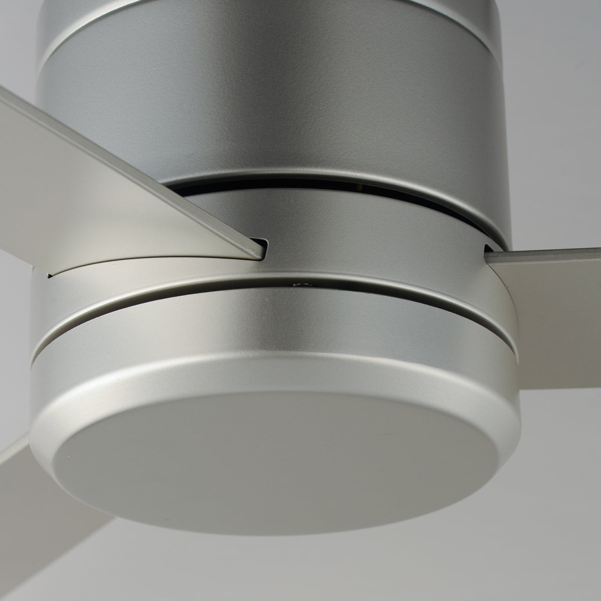 Tanker 52" Outdoor Black Fan