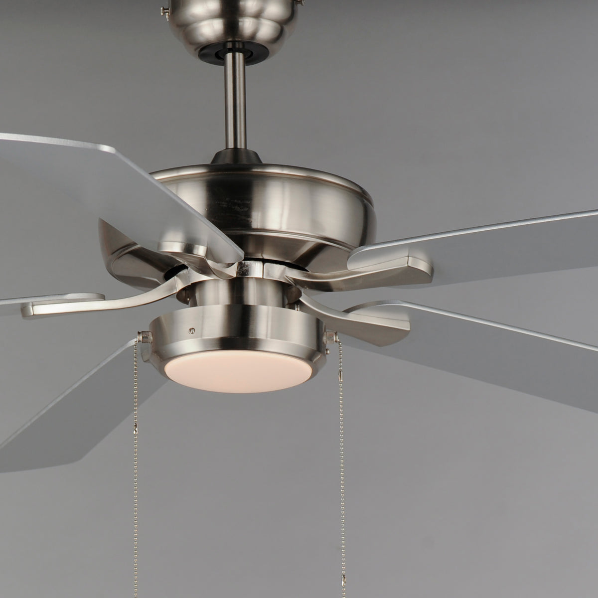 52" Super-Max Fan w/ LED Light Kit - Black