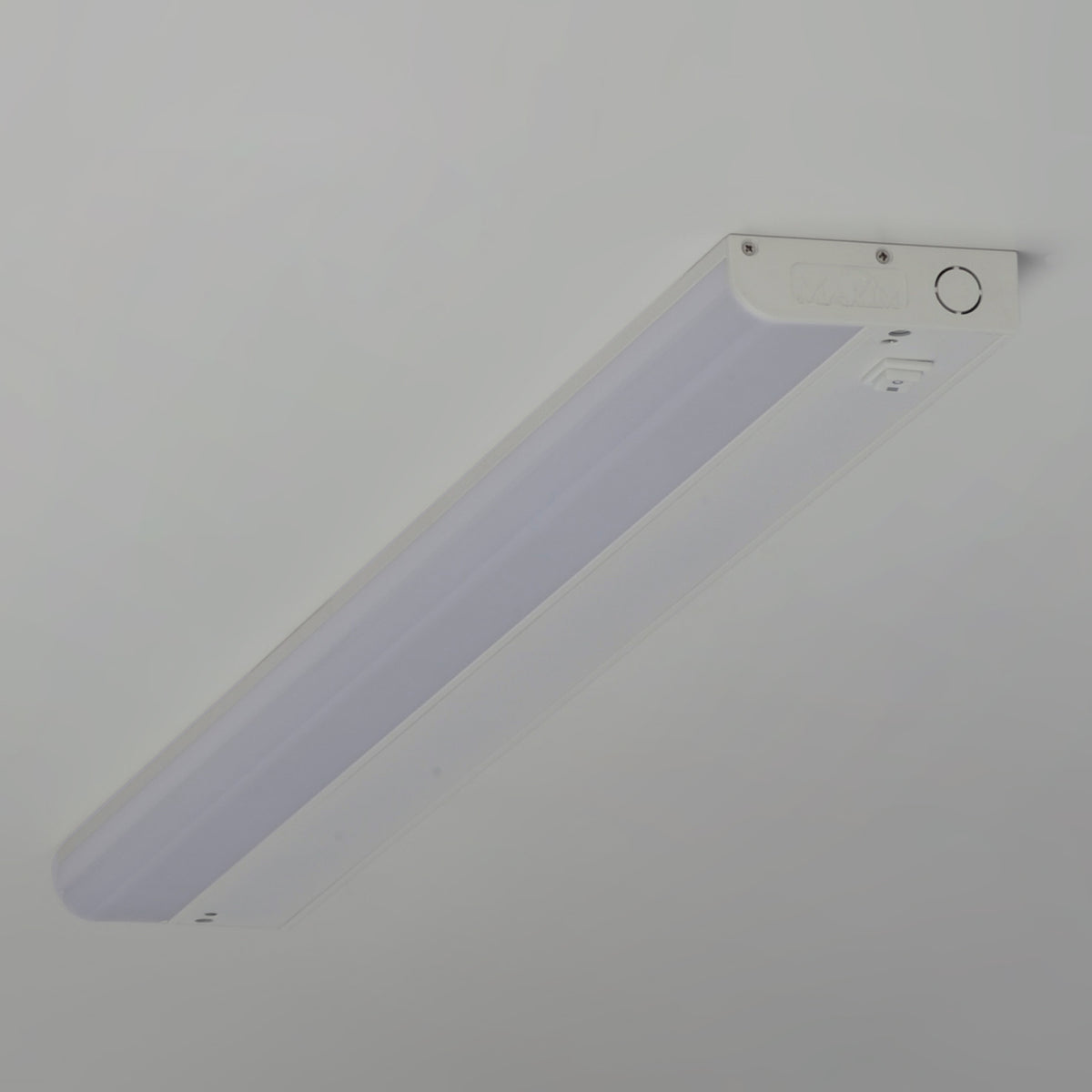 CounterMax 1K 30" LED Under Cabinet 3000K