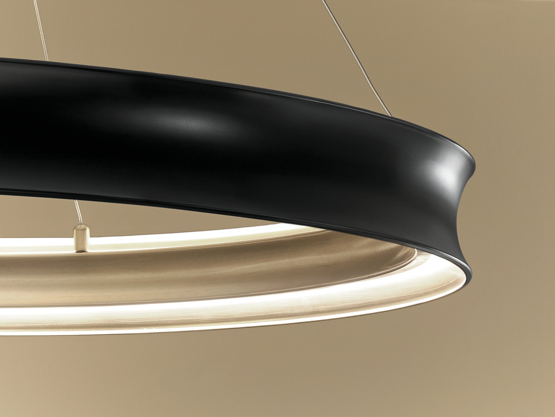 Larousse Chandelier Large