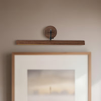 Dottie Wall/Picture Light