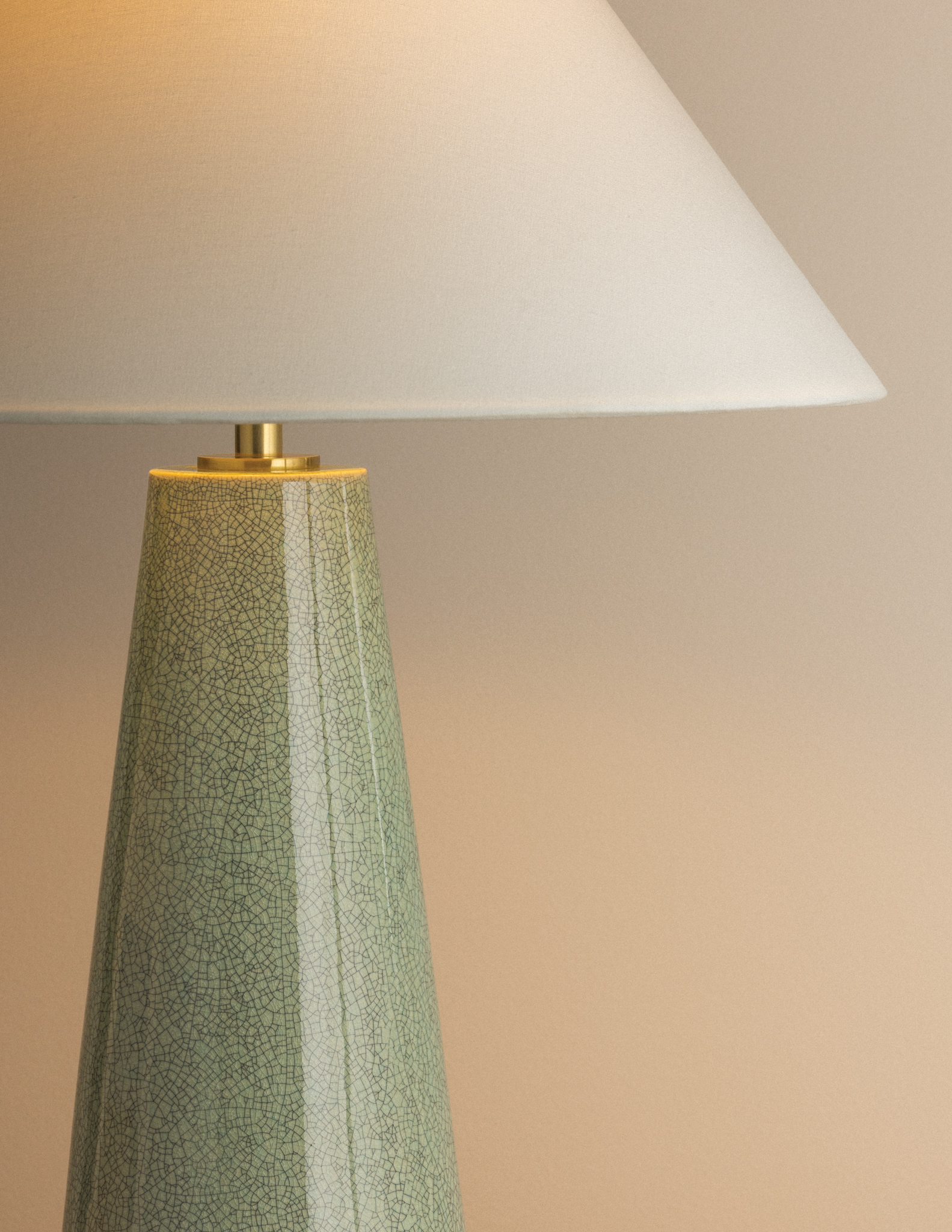 Dalaila Table Lamp