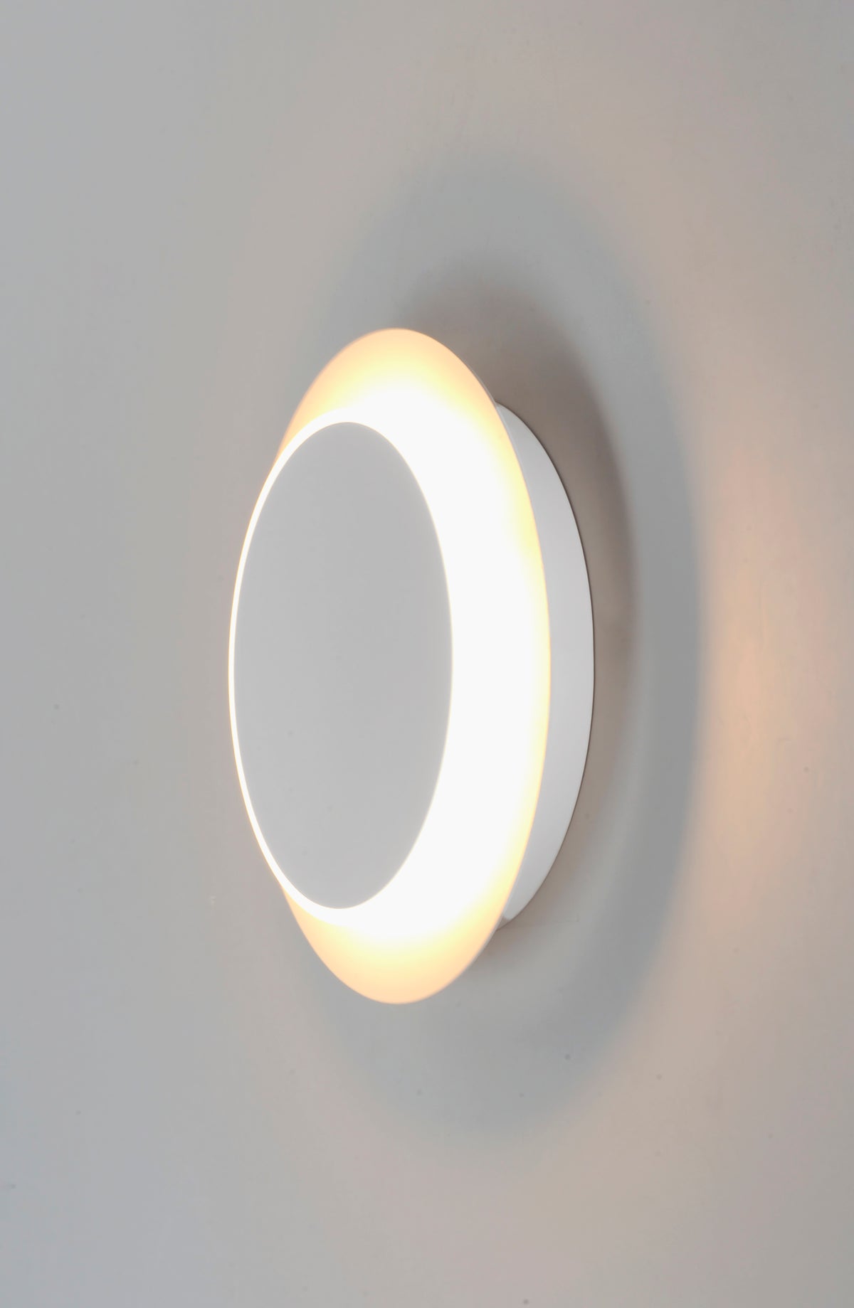 Revolver LED Flush Mount / Wall Sconce